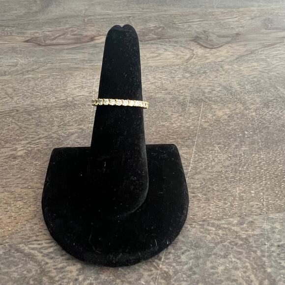 Gold tone trendy rhinestone studded ring band - size 6.5 - Picture 2 of 4